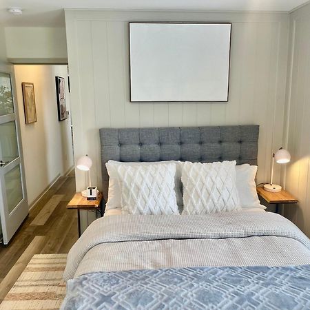 Modern Fully Renovated Suite & Loft In Downtown Трентон Экстерьер фото